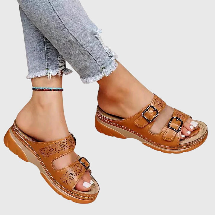 Brown / 42 EU