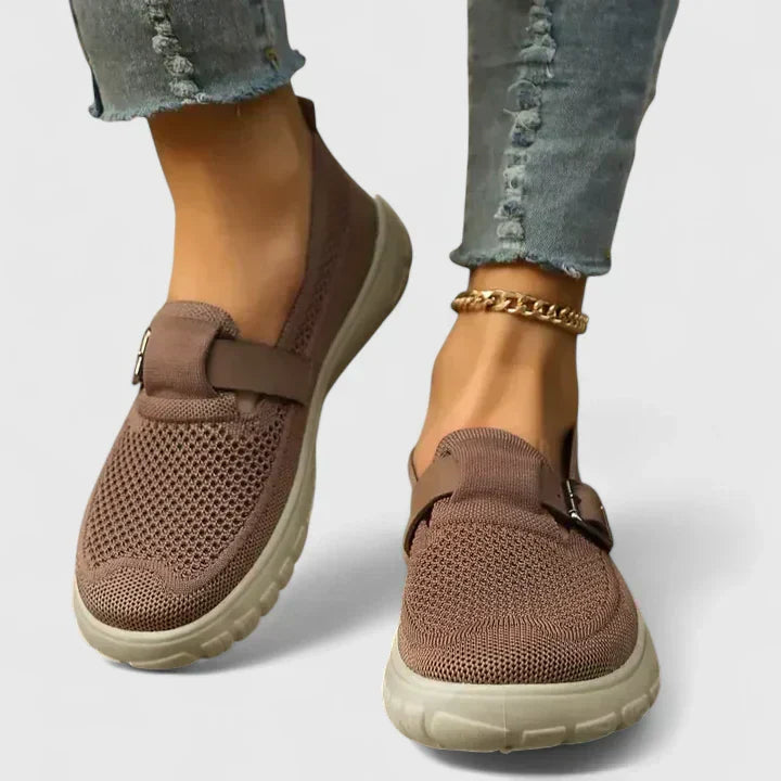 Brown / 42 EU