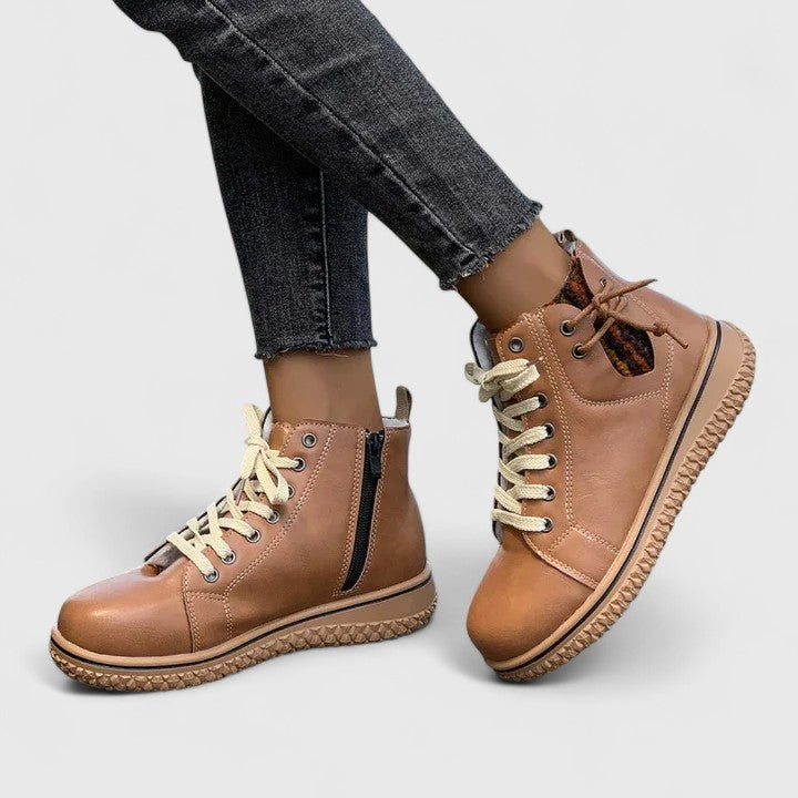 Light Brown / 43 EU