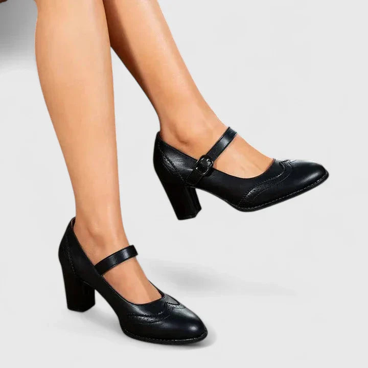 Black / 40 EU