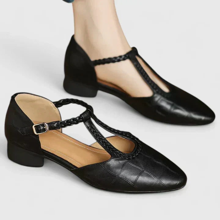 Black / 40 EU