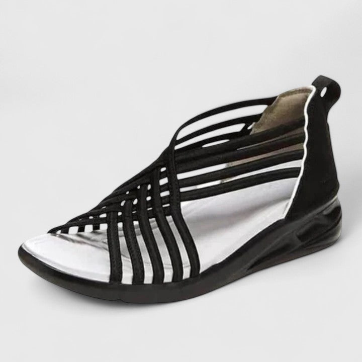 Black / 42 EU