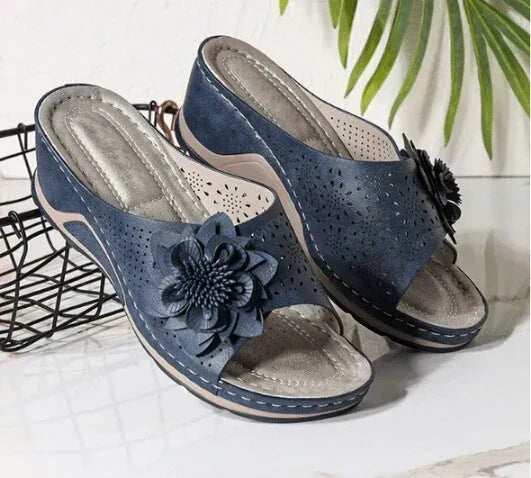 Blue / 35 EU