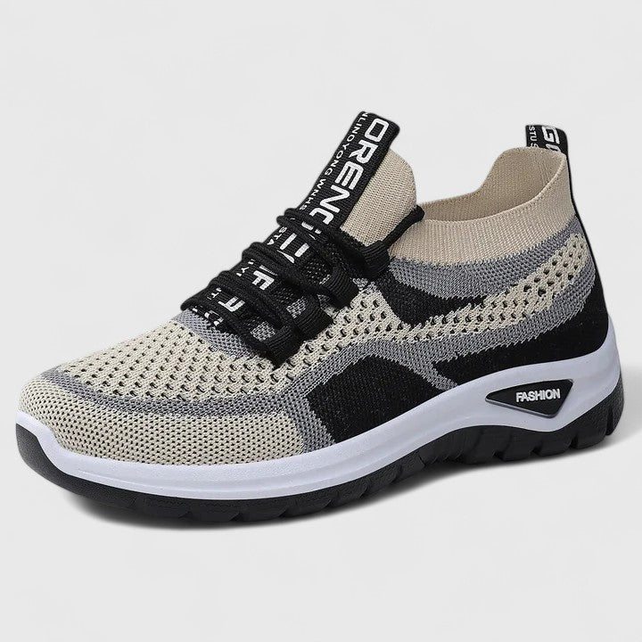 Black / 43 EU